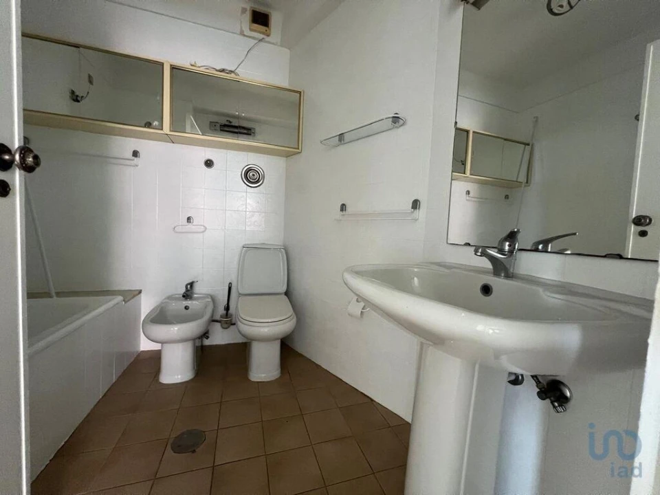 Apartamento T3 para Venda em Mafamude e Vilar do Paraíso Foto 8