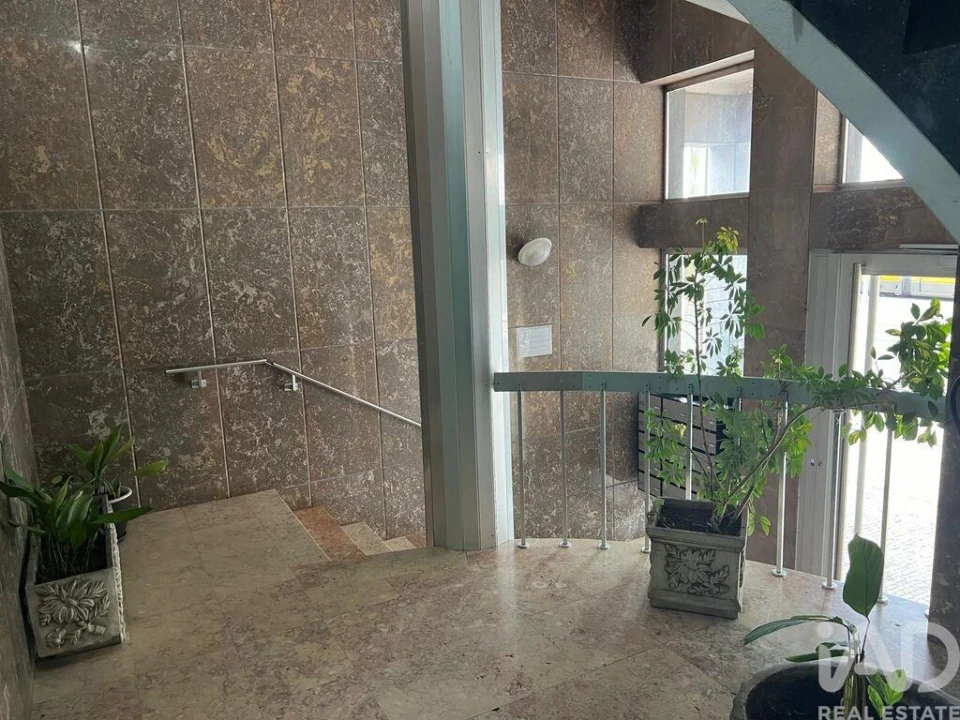 Apartamento T3 para Venda em Mafamude e Vilar do Paraíso Foto 21