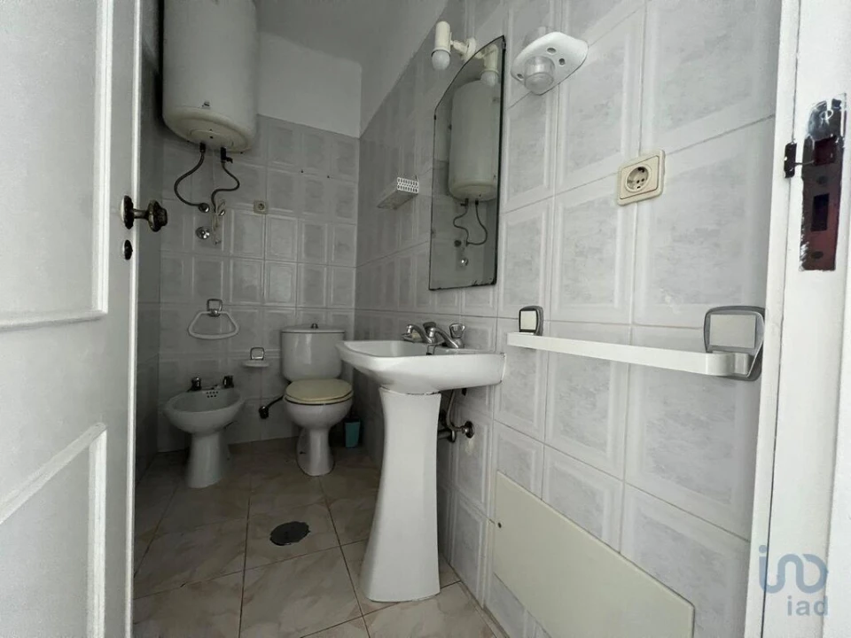 Apartamento T3 para Venda em Mafamude e Vilar do Paraíso Foto 13