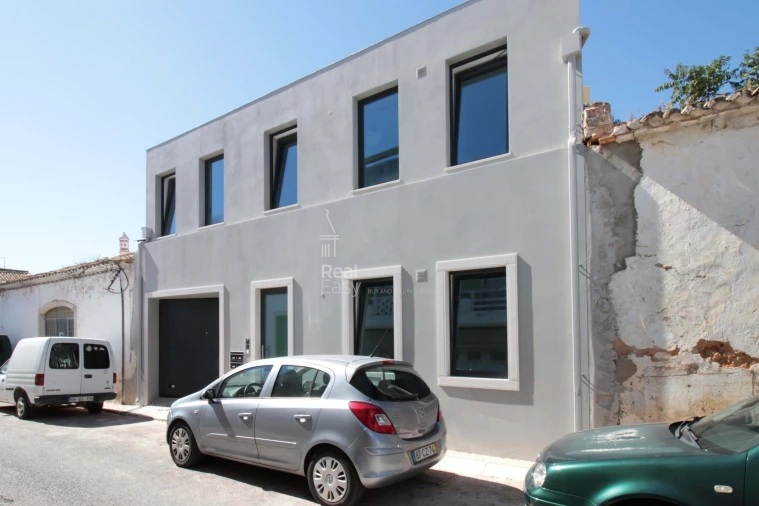 Apartamento T5 para Venda em Loule (São Sebastião) Foto 3