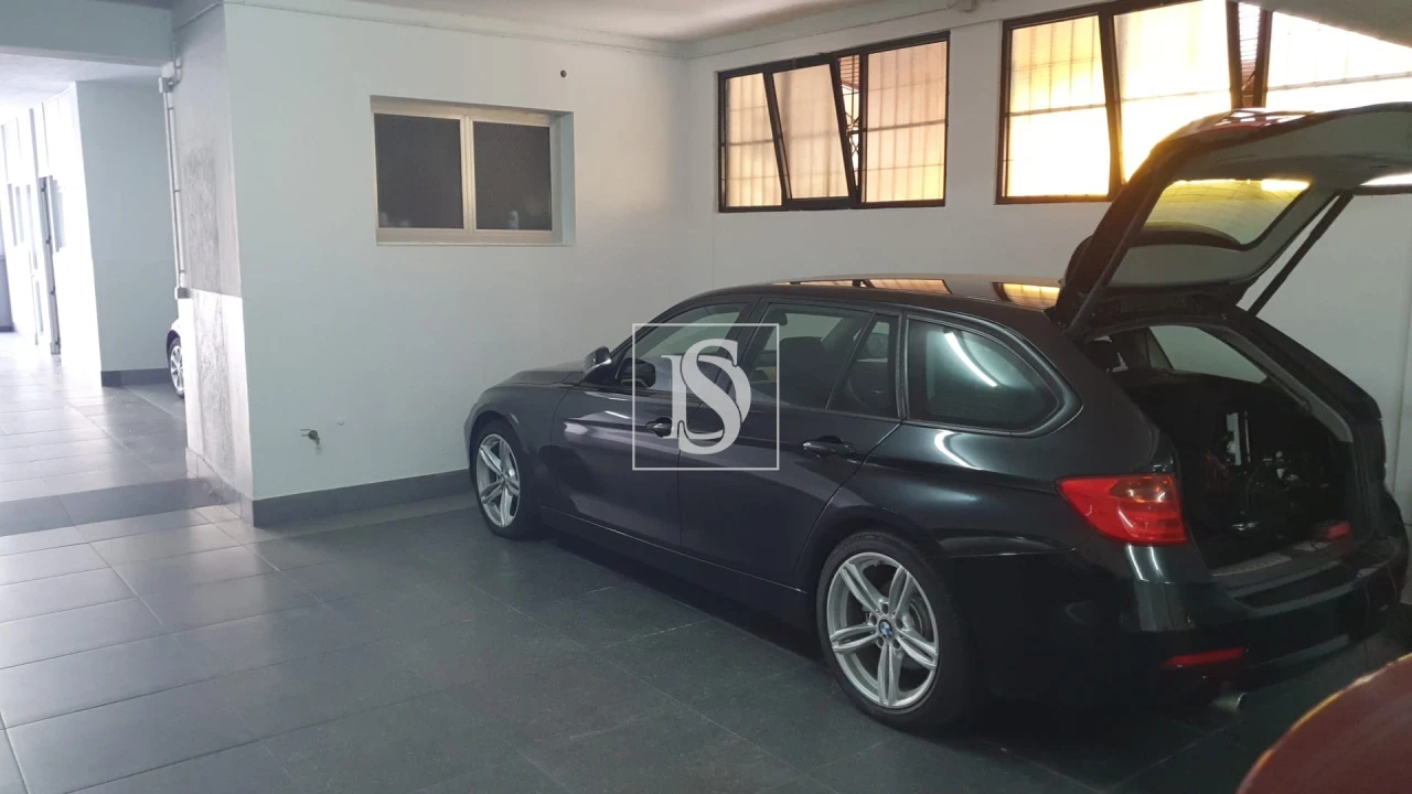 Armazém para Venda em Ramalde Foto 15