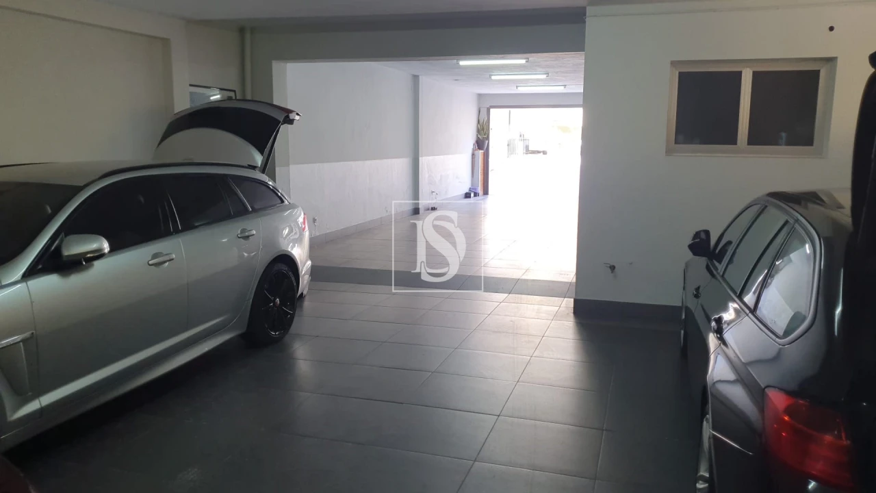 Armazém para Venda em Ramalde Foto 11