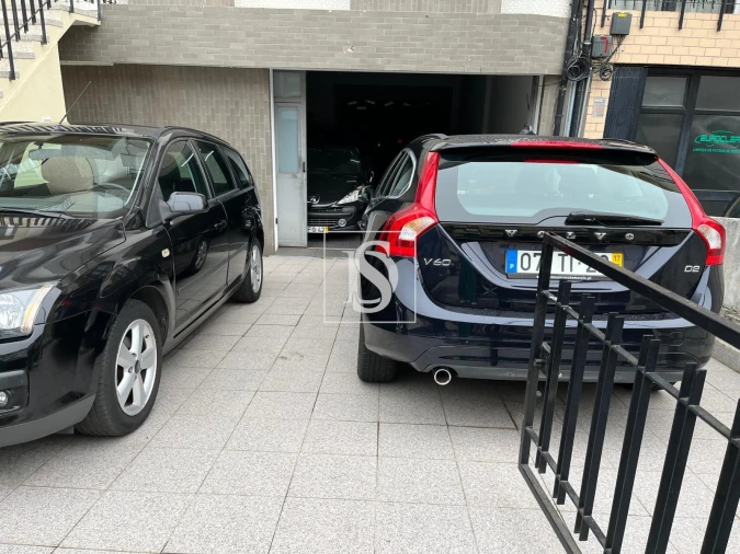 Armazém para Venda em Ramalde Foto 10