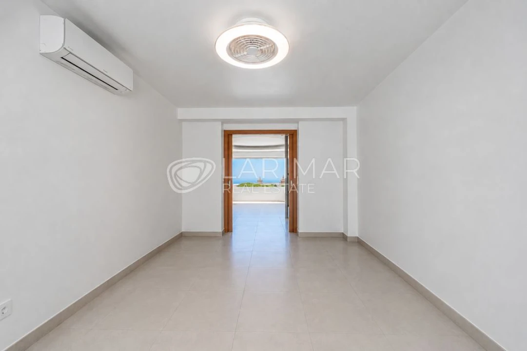 Moradia T2 para Venda em Santa Barbara de Nexe Foto 18