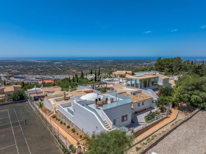 Moradia T2 para Venda em Santa Barbara de Nexe Foto 15