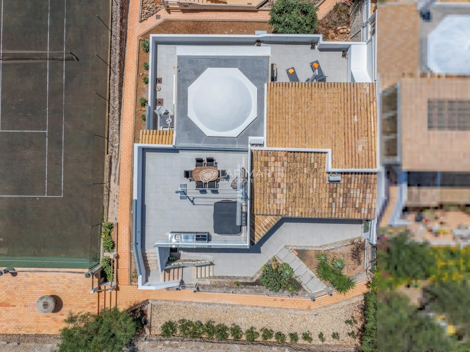 Moradia T2 para Venda em Santa Barbara de Nexe Foto 19