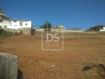 Terreno para Venda em O. Azeméis, Riba-Ul, Ul, Macinhata Seixa, Madail