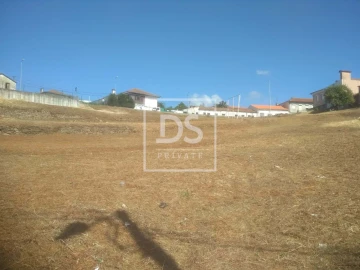 Terreno para Venda em O. Azeméis, Riba-Ul, Ul, Macinhata Seixa, Madail