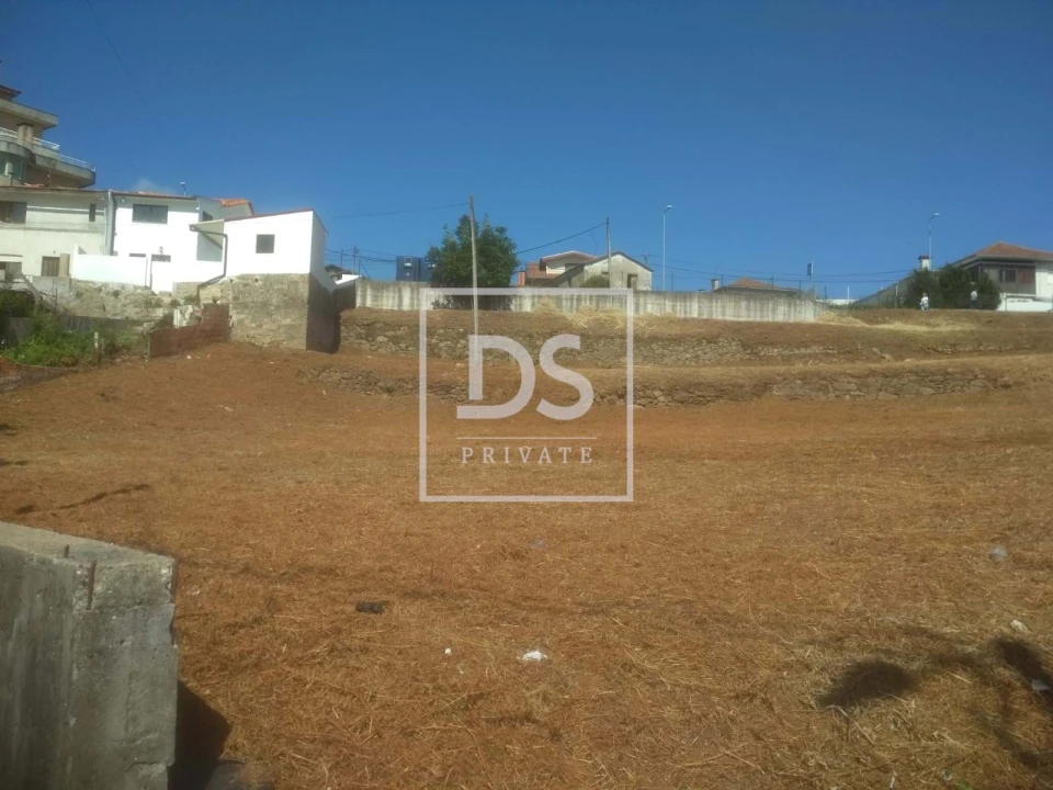 Terreno para Venda em O. Azeméis, Riba-Ul, Ul, Macinhata Seixa, Madail Foto 1