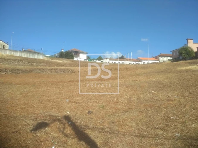 Terreno para Venda em O. Azeméis, Riba-Ul, Ul, Macinhata Seixa, Madail Foto 2
