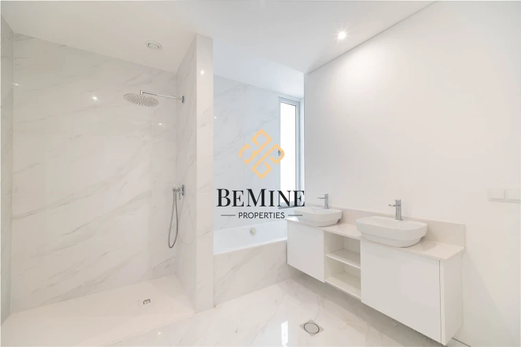 Moradia T4 para Venda em São Martinho Foto 20