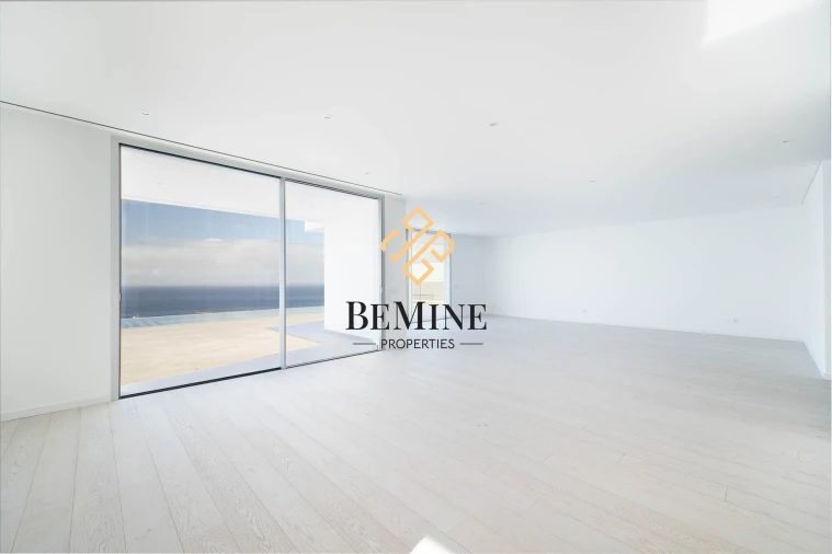 Moradia T4 para Venda em São Martinho Foto 23