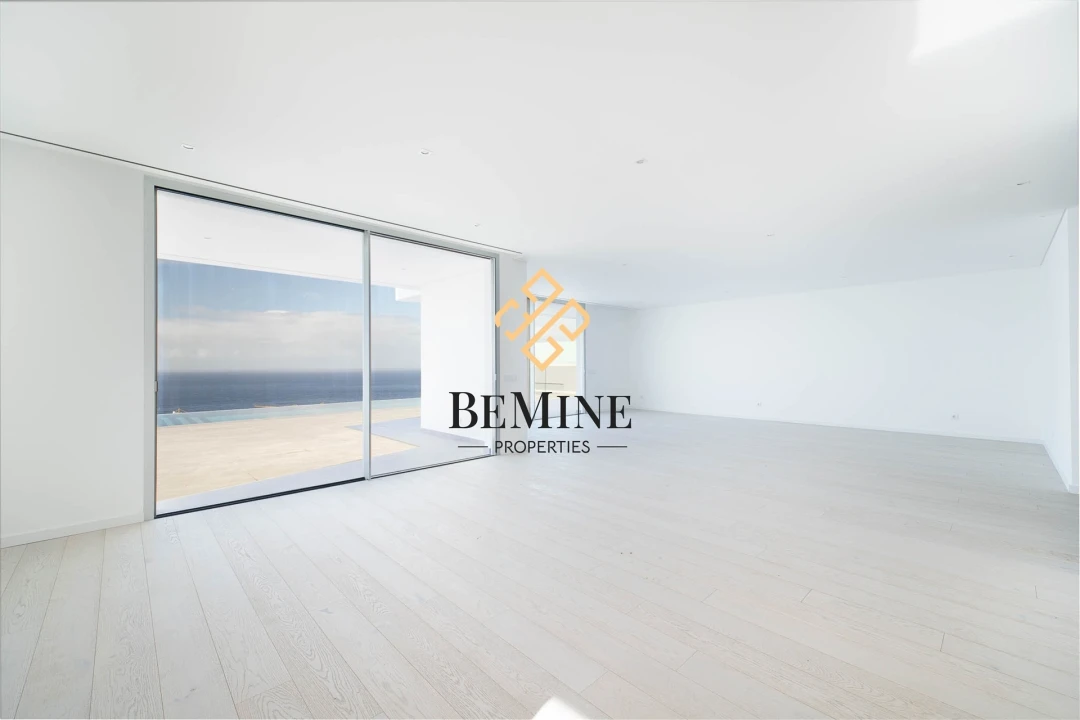 Moradia T4 para Venda em São Martinho Foto 23