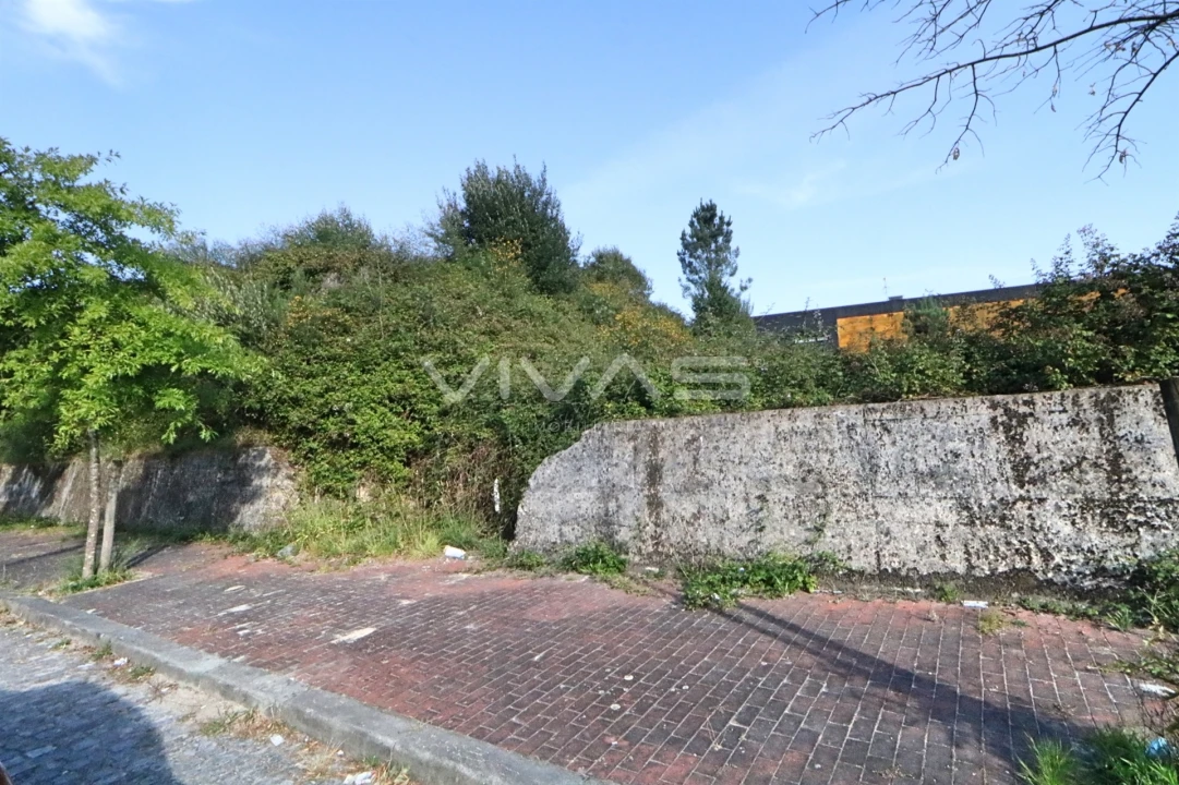 Terreno Comércio / Armazém para Venda em Gême Foto 5