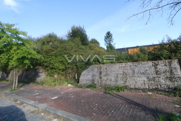 Terreno Comércio / Armazém para Venda em Gême Foto 6