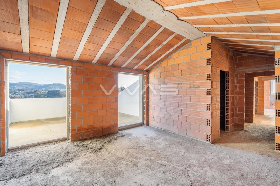 Moradia T14 para Venda em Lago Foto 26