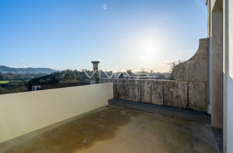 Moradia T14 para Venda em Lago Foto 16