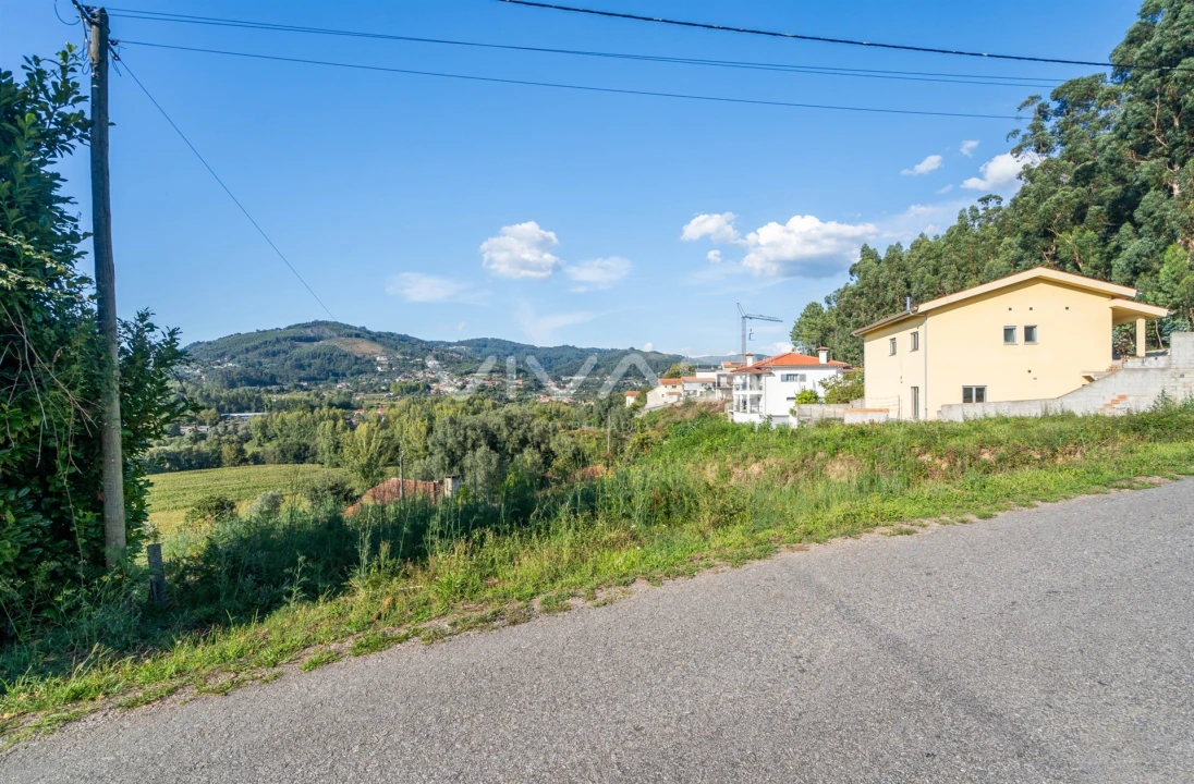 Terreno para Venda em Ribeira do Neiva Foto 3