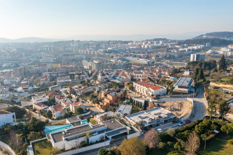 Moradia T3 para Venda em Nogueiró e Tenões Foto 5