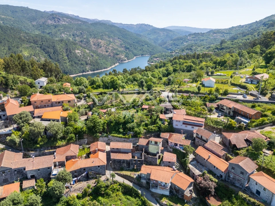 Moradia T0 para Venda em Ventosa e Cova Foto 5