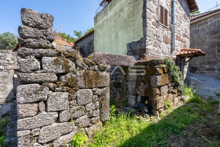 Moradia T0 para Venda em Ventosa e Cova Foto 3