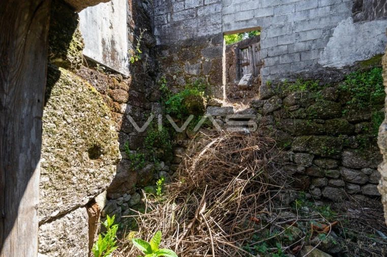 Moradia T0 para Venda em Ventosa e Cova Foto 9
