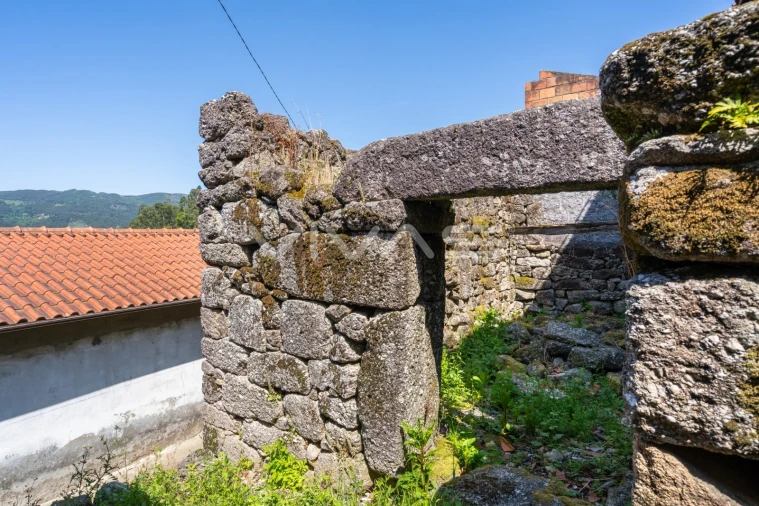 Moradia T0 para Venda em Ventosa e Cova Foto 4