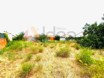 Moradia T3 para Venda em Fernao Ferro