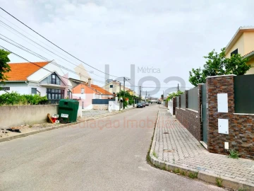 Moradia T3 para Venda em Fernao Ferro