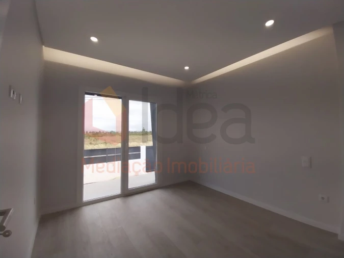 Moradia T3 para Venda em Fernao Ferro Foto 14