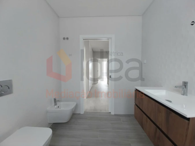 Moradia T3 para Venda em Fernao Ferro Foto 16