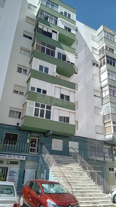 Apartamento T2 para Venda em Pontinha e Famões