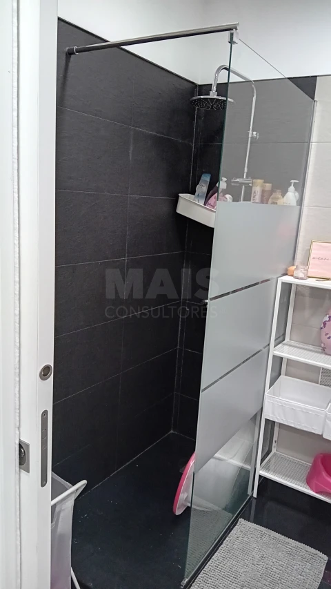 Apartamento T2 para Venda em Pontinha e Famões