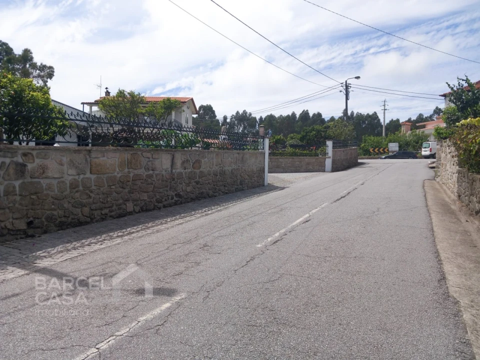 Terreno para Venda em Carvalhas Foto 10