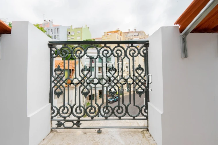 Apartamento T2 para Venda em São Vicente Foto 6