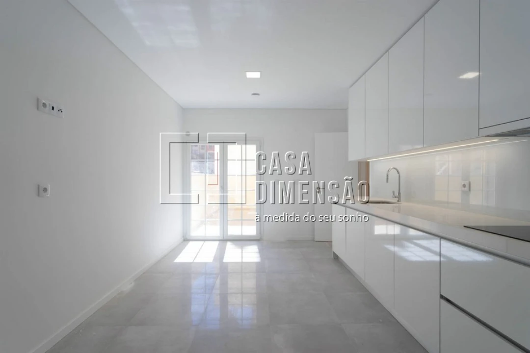 Apartamento T3 para Venda em Águas Livres Foto 22