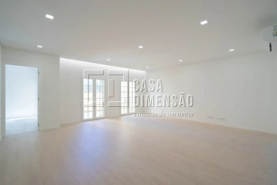 Apartamento T3 para Venda em Águas Livres
