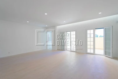 Apartamento T3 para Venda em Águas Livres