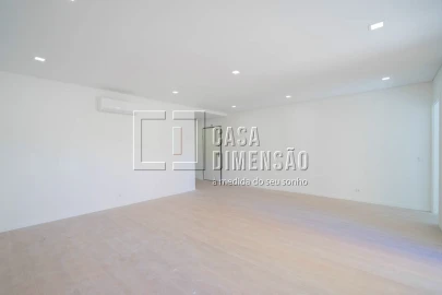 Apartamento T3 para Venda em Águas Livres