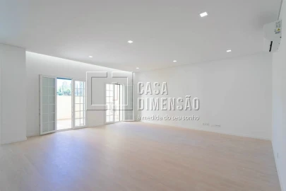 Apartamento T3 para Venda em Águas Livres