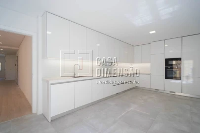 Apartamento T3 para Venda em Águas Livres