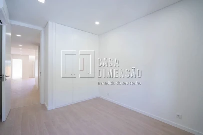 Apartamento T3 para Venda em Águas Livres
