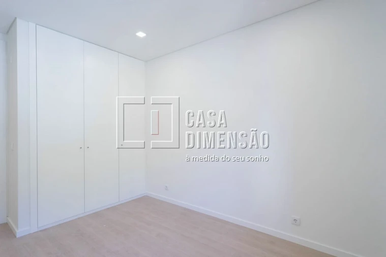 Apartamento T3 para Venda em Águas Livres Foto 34