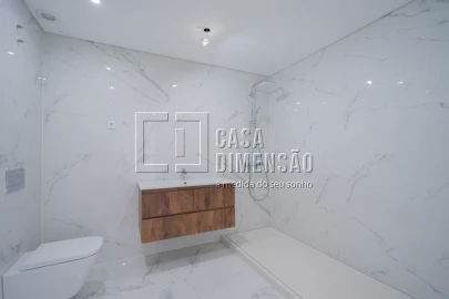 Moradia T4 para Venda em Corroios