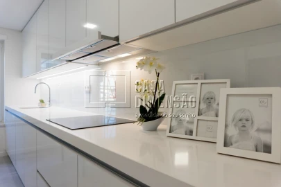 Apartamento T4 para Venda em Águas Livres