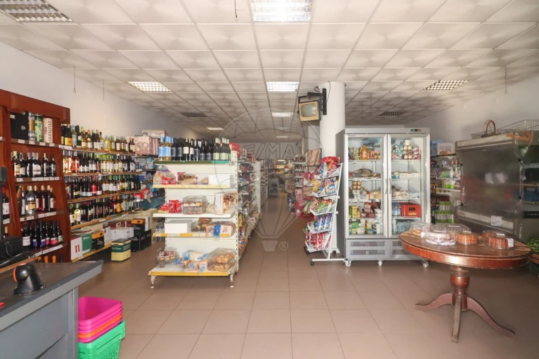 Prédio para Venda em Arruda dos Vinhos Foto 33