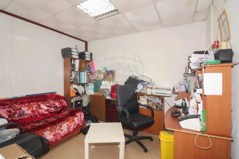 Prédio para Venda em Arruda dos Vinhos Foto 23