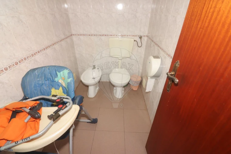 Prédio para Venda em Arruda dos Vinhos Foto 30