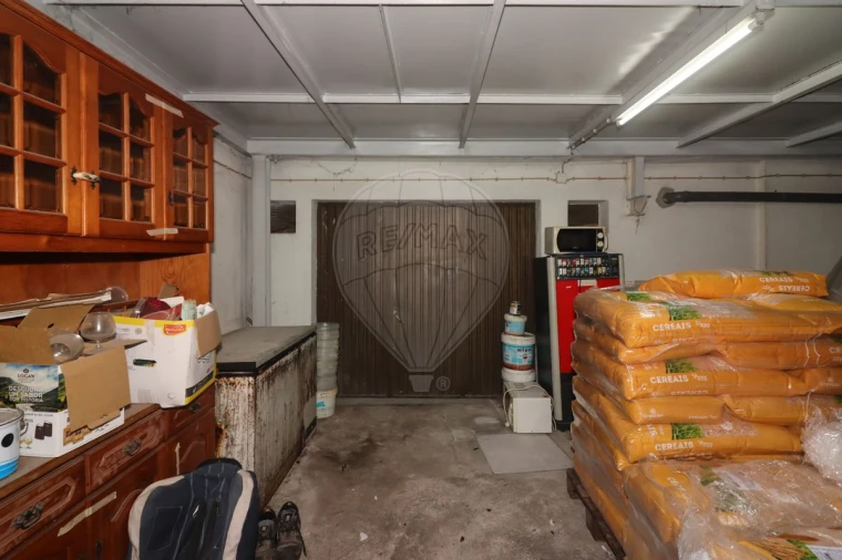 Prédio para Venda em Arruda dos Vinhos Foto 27