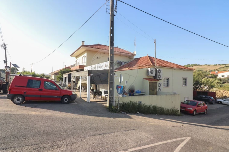 Prédio para Venda em Arruda dos Vinhos Foto 45